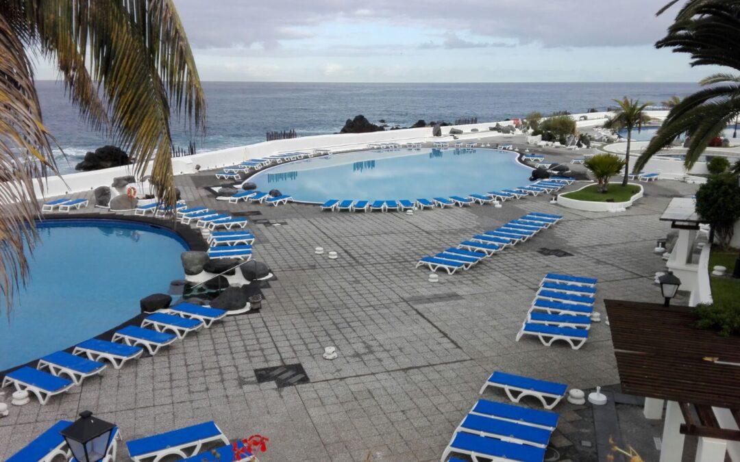 El Gobierno mejora la dotación material en el Lago Martiánez