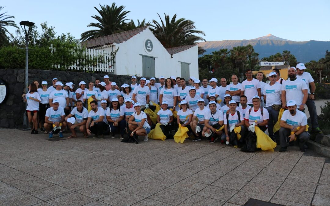 Puerto de la Cruz se suma al Día Internacional de la Limpieza de Playas