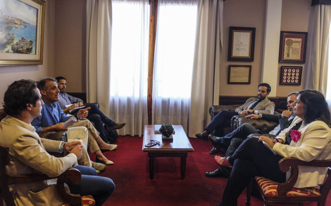 Turismo del Gobierno de Canarias y el Ayuntamiento de Puerto de la Cruz se coordinan para incluir actuaciones valoradas en 370.000 euros en el PITCAN