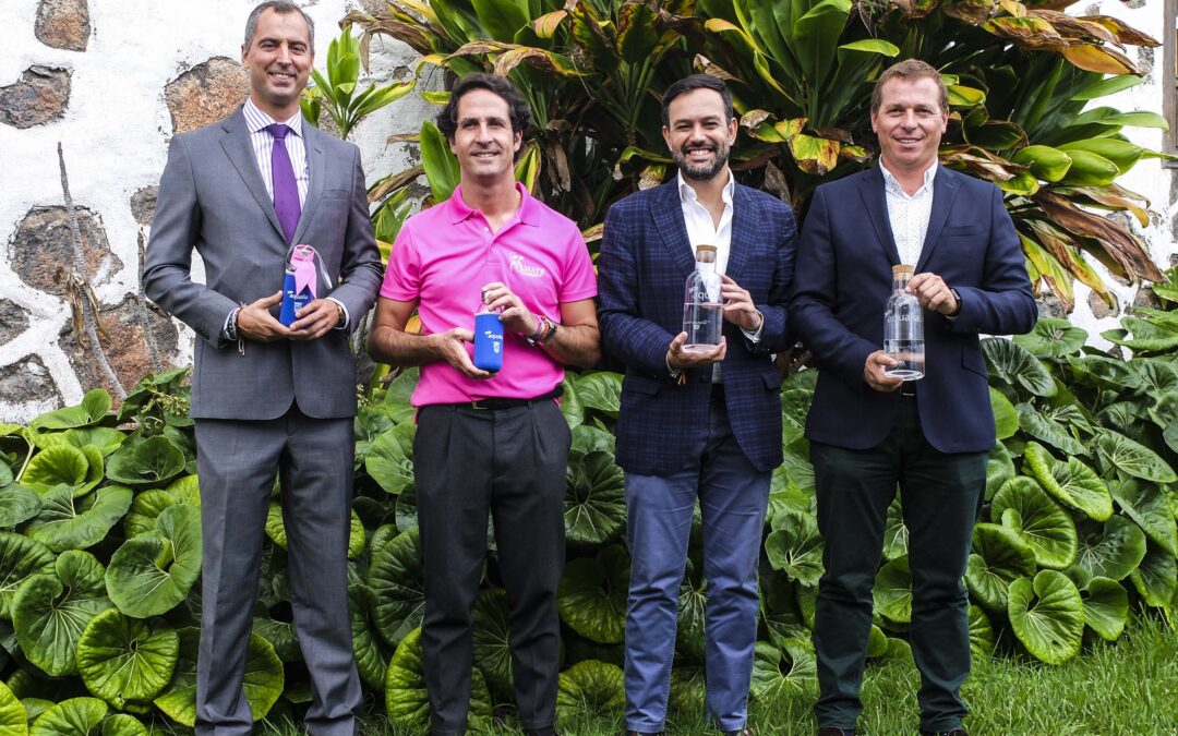 Puerto de la Cruz y Aqualia dicen #noalplástico y apuestan por botellas de vidrio rellenables