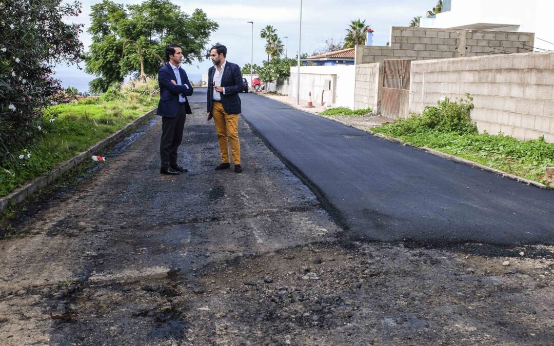 Comienzan los trabajos de asfaltado en la Urbanización San Nicolás