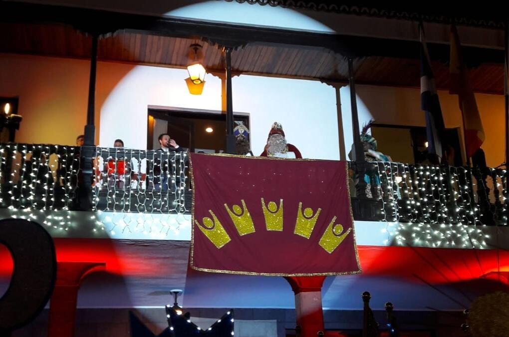 Más de quince mil personas asisten a la cabalgata de los Reyes Magos de Puerto de la Cruz