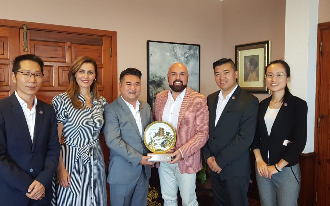 Reunión con el presidente de la Asociación Sociocultural China