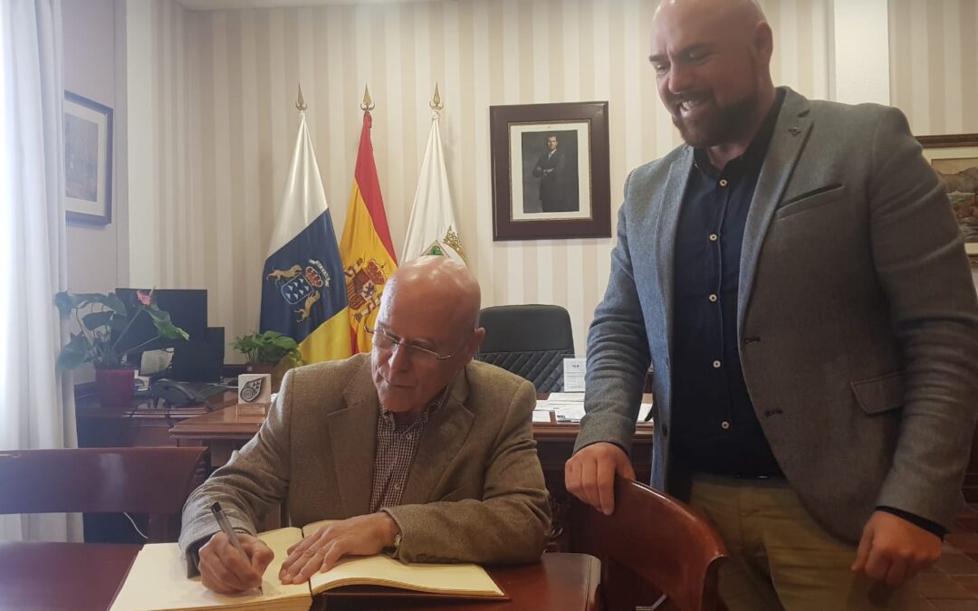 Reunión con el Diputado del Común Rafael Yanes