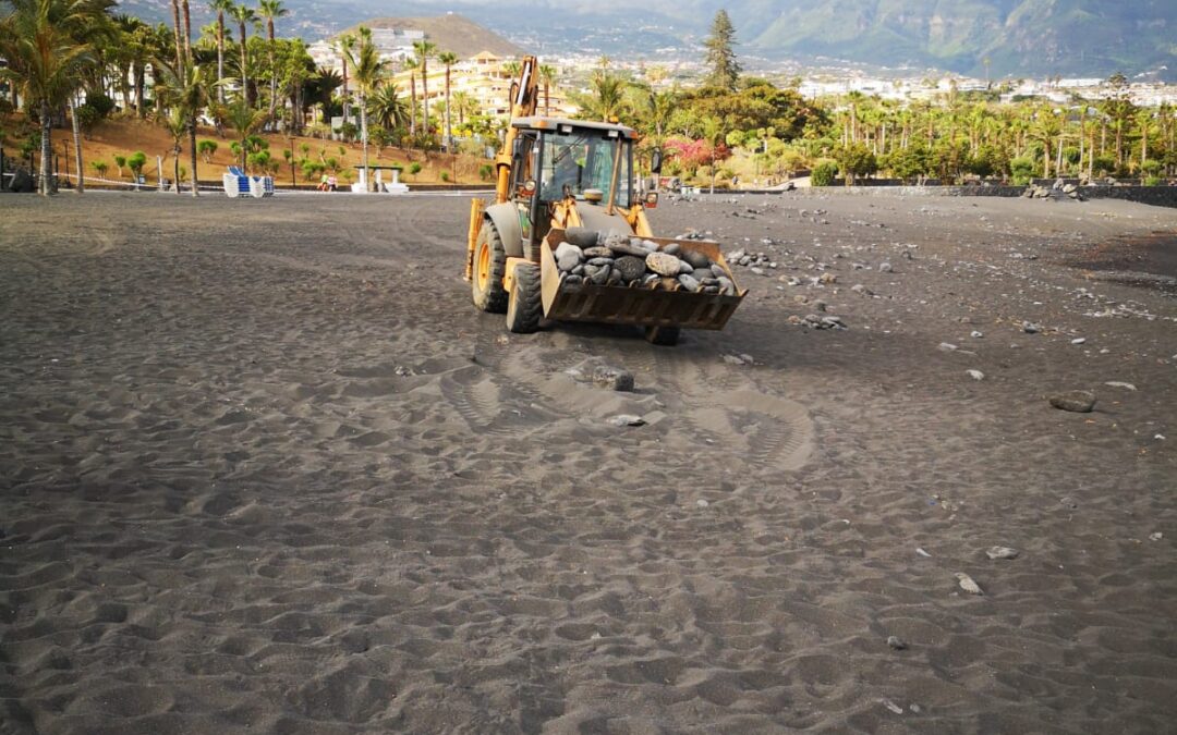 Puerto de la Cruz pone a punto Playa Jardín y su entorno