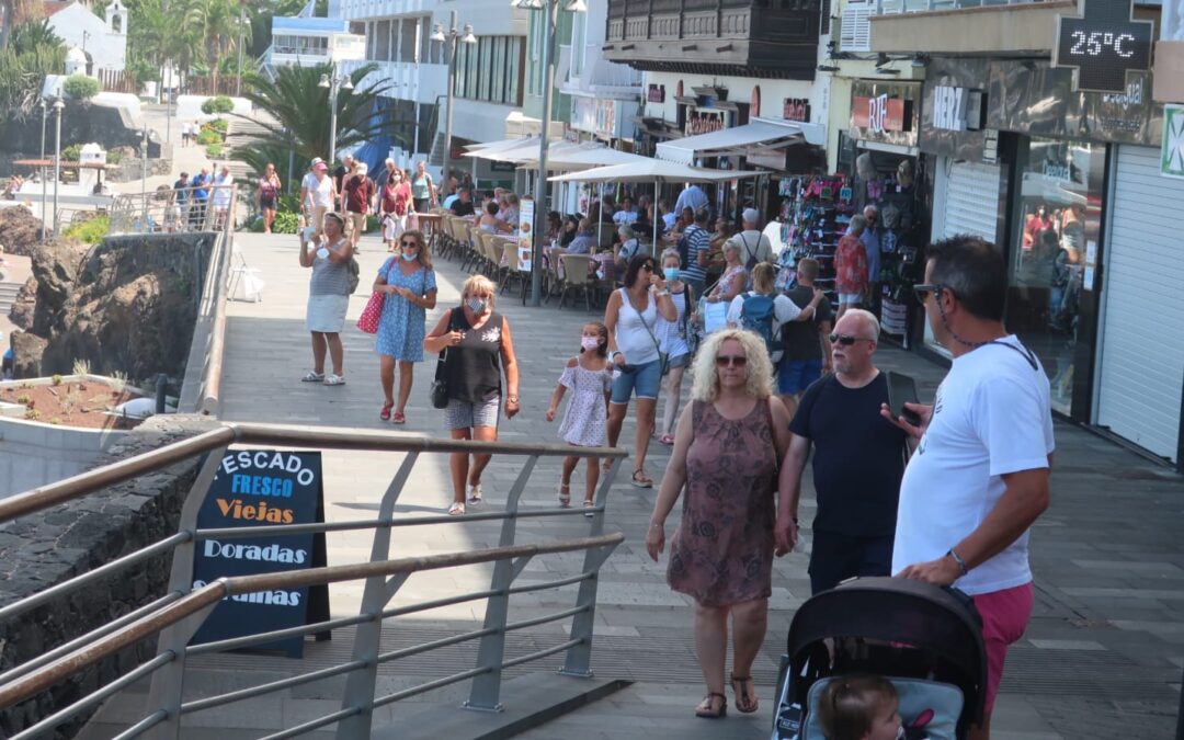 El desempleo en Puerto de la Cruz acelera su disminución este mes de agosto