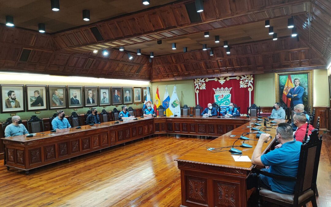Celebración de la primera reunión del año de mandos de la policía local portuense