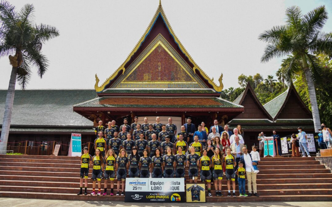 Puerto de la Cruz presente en el 25 aniversario del equipo ciclista Loro Parque Tenerife Los Silos Natural 