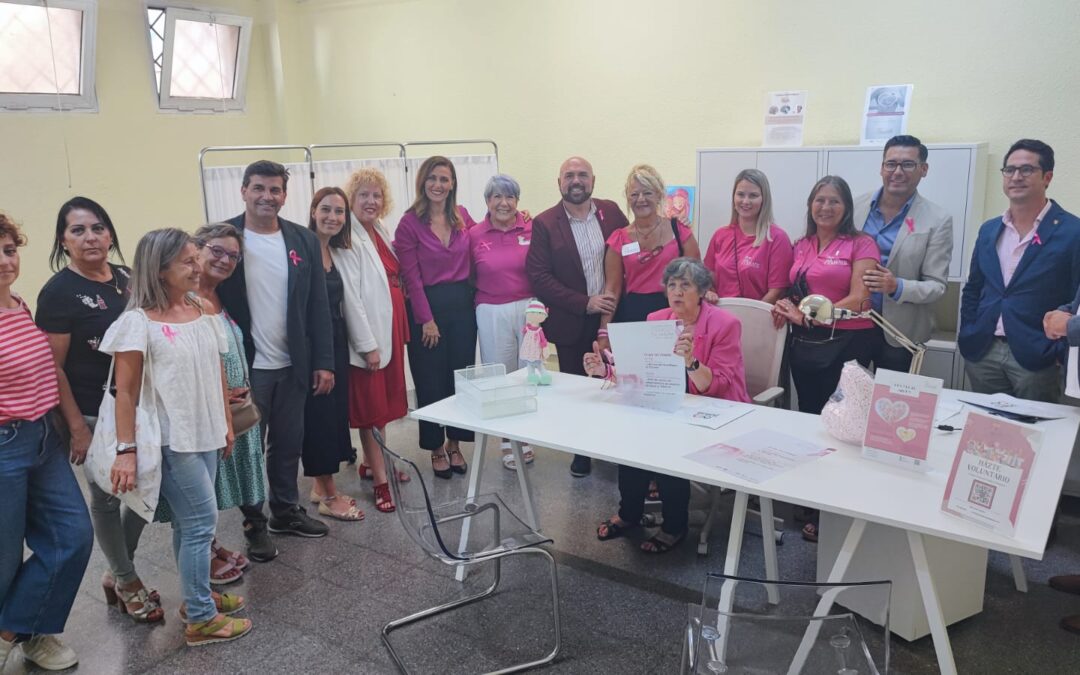 Puerto de la Cruz entrega un espacio a ÁMATE para la atención y apoyo en su lucha contra el cáncer de mama