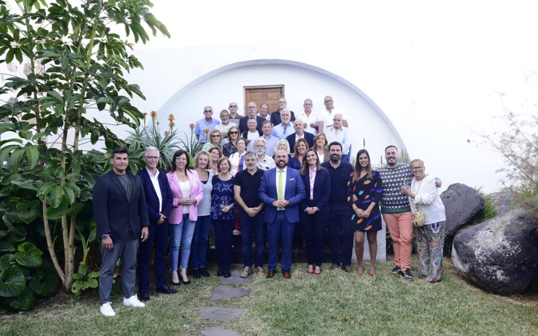 Puerto de la Cruz reconoce al personal jubilado del Ayuntamiento