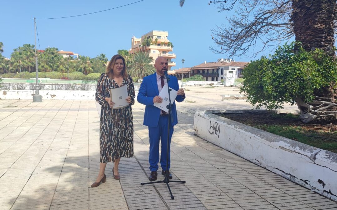 Puerto de la Cruz obtiene la propiedad de los terrenos de la antigua Estación de Guaguas tras casi 15 años y el alcalde abre el proceso participativo para proyectar la mejor infraestructura para la ciudad
