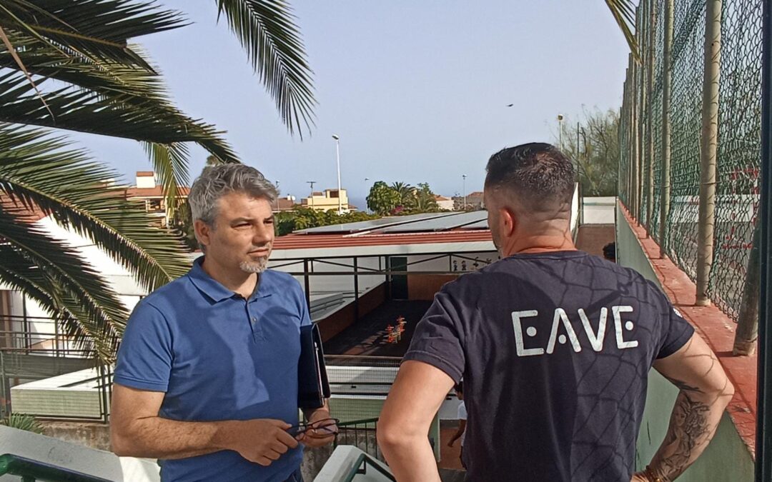 Ciudad Sostenible suma dos nuevas instalaciones fotovoltaicas al entramado municipal de Puerto de la Cruz