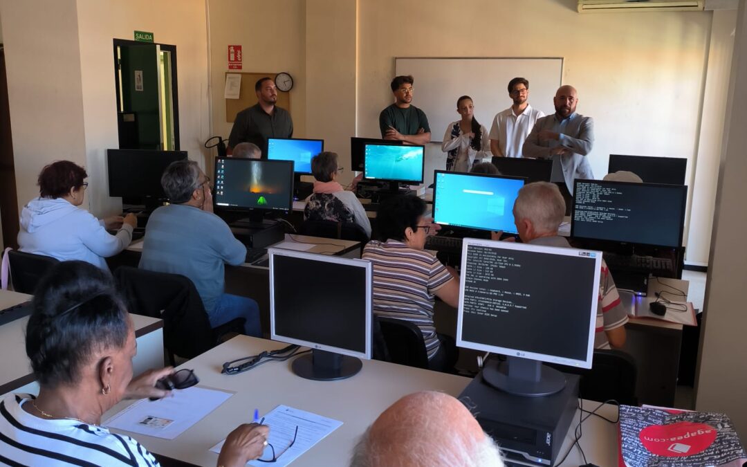 La Universidad Popular pone en marcha cursos de informática para luchar contra la brecha digital