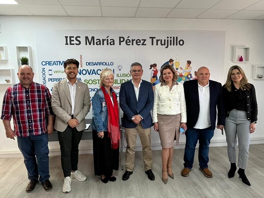 Puerto de la Cruz presente en la jornada Cine y Educación organizada por el IES María Pérez Trujillo