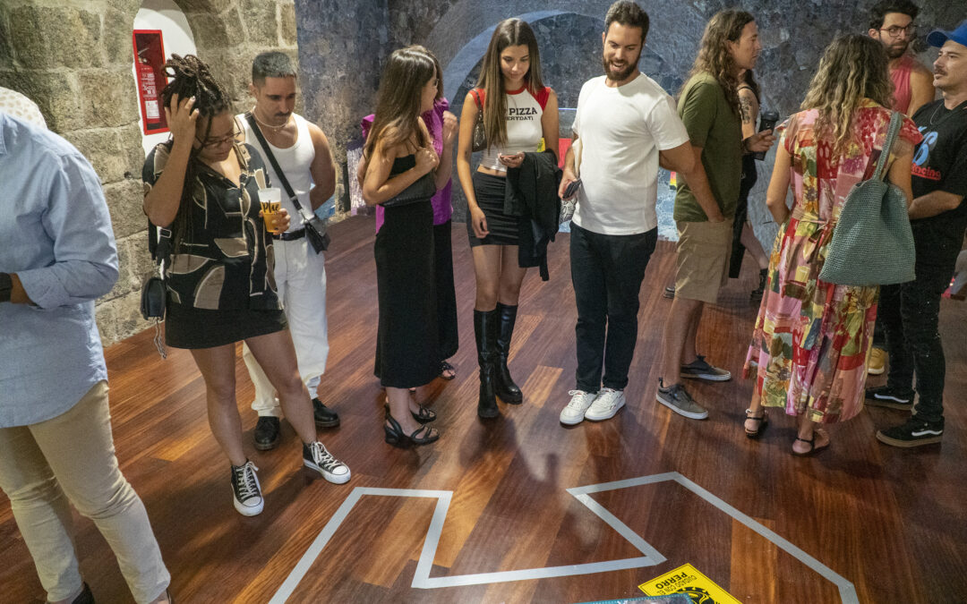 La séptima edición de Phe Gallery abre convocatoria para su exposición colectiva de artistas emergentes en Canarias