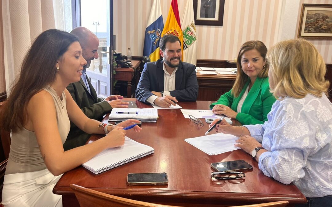 Visita institucional consejera insular del Área de Acción Social, Inclusión y Voluntariado, Águeda Fumero