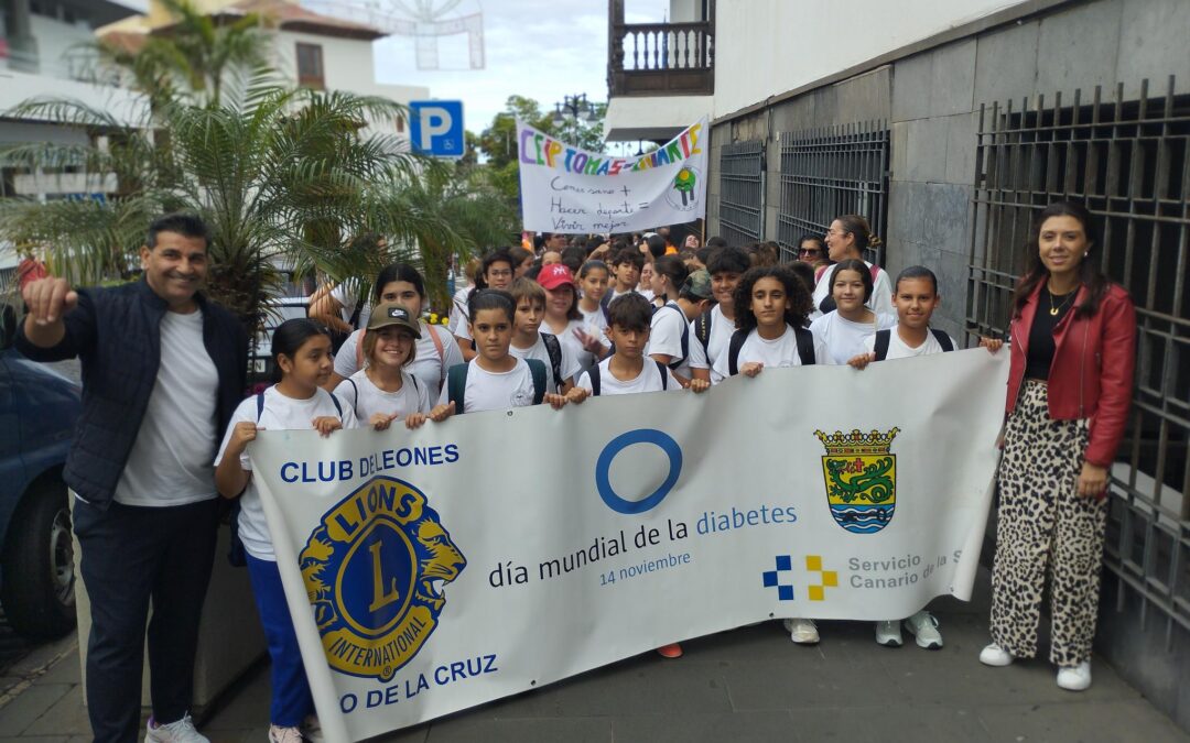 Más de 200 estudiantes marchan para concienciar sobre la diabetes