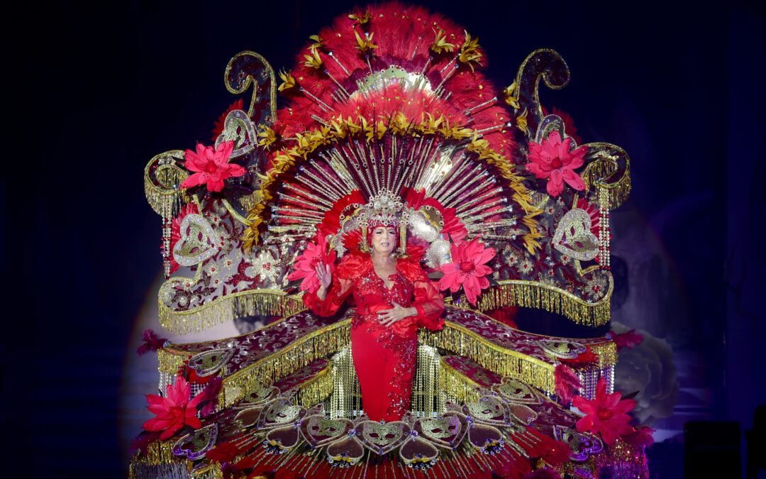 El Carnaval de Puerto de la Cruz ya tiene Gran Dama 2025: Ana López González se corona con «Amore»