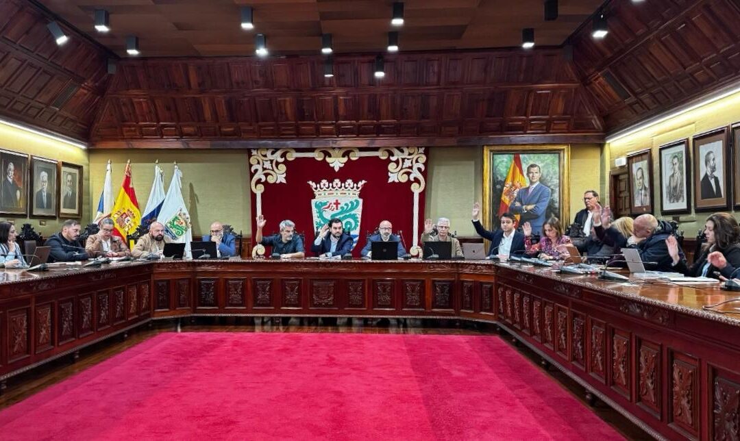 Puerto de la Cruz aprueba una modificación presupuestaria para saldar todas las deudas y apoyar a colectivos vulnerables