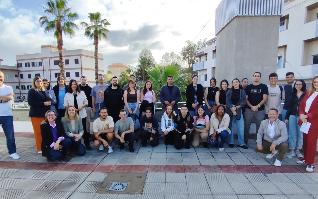 Presentación de los PFAE de Dinamización Comunitaria y Ventas  