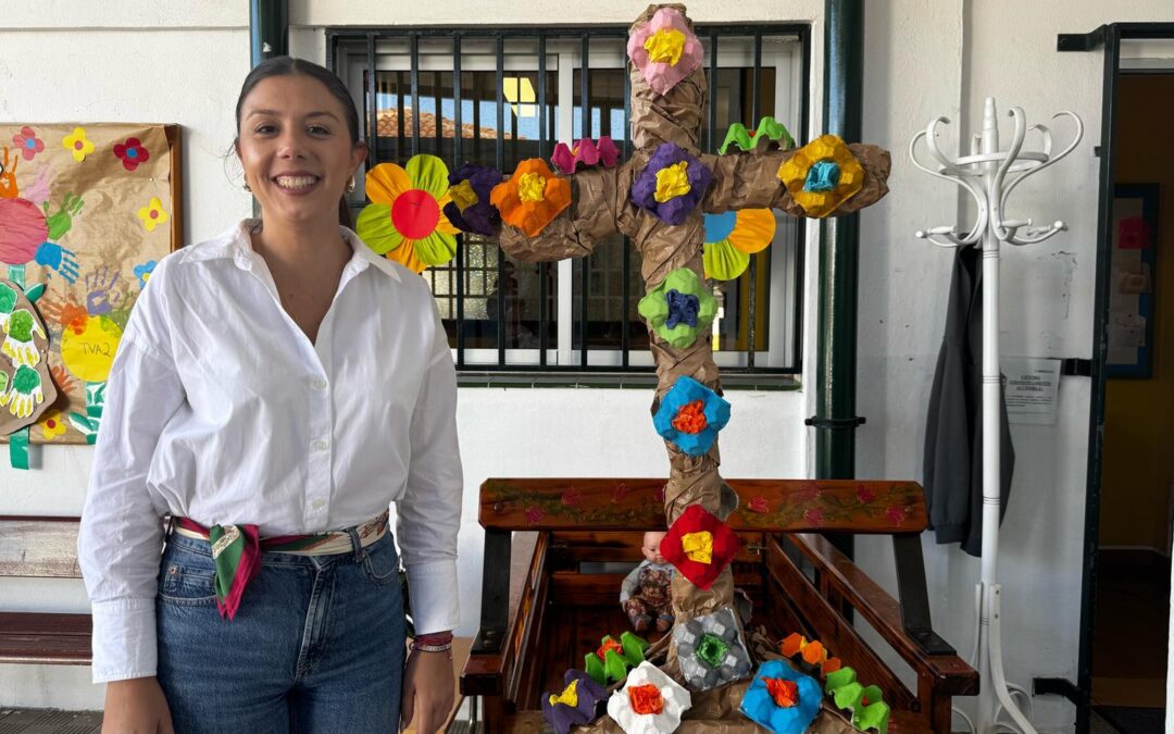 Los centros educativos celebran la tradición de las cruces de mayo