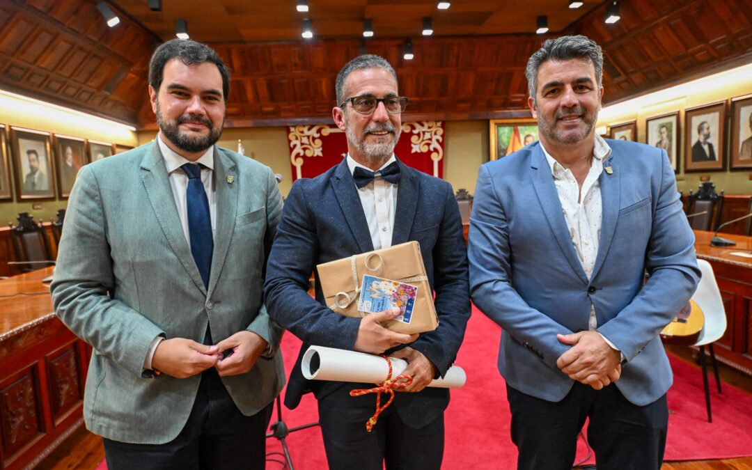 EMOTIVO PREGÓN DE LAS FIESTAS PATRONALES DE LA SANTA CRUZ EN EL MUNICIPIO