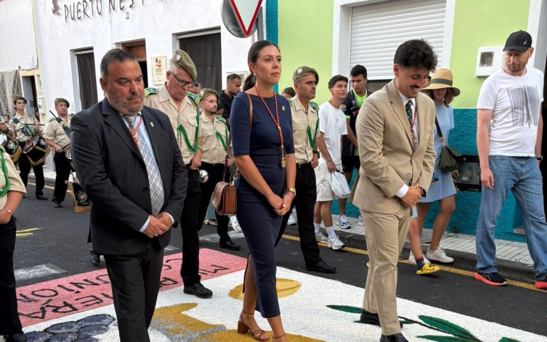 Punta Brava celebró con gran devoción la Eucaristía y Procesión del Corpus Christi