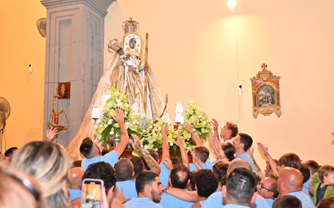 El barrio de La Vera celebra con fervor y alegría las fiestas en honor a Nuestra Señora de la Candelaria, La Morenita