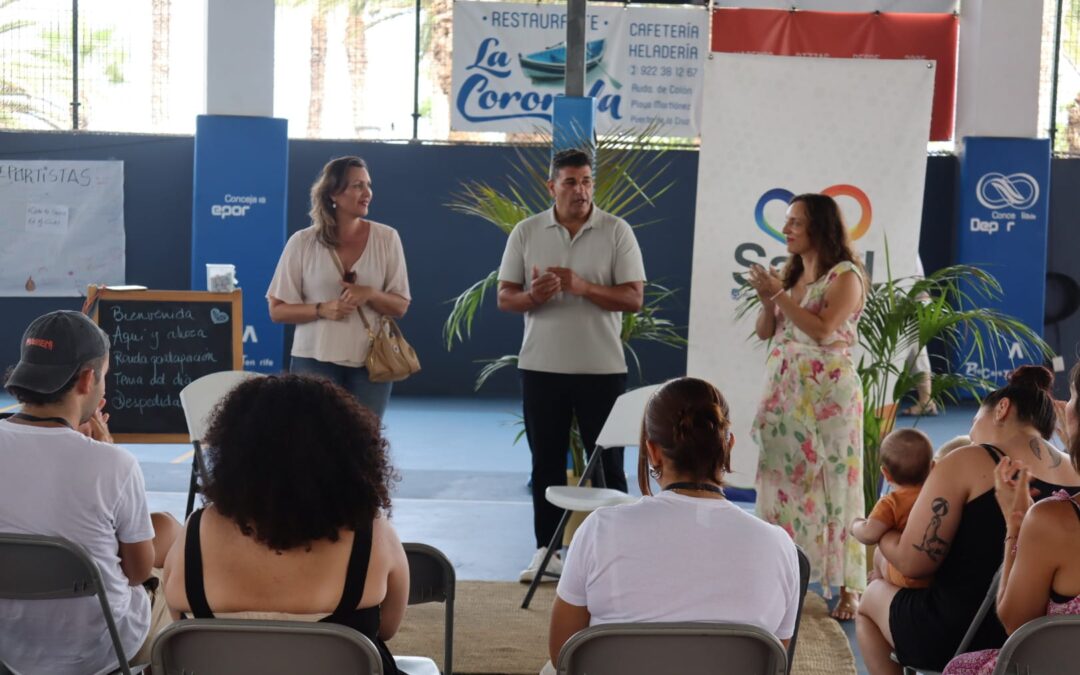 Familias y profesionales se reúnen en Puerto de la Cruz para fomentar el apoyo a la lactancia materna