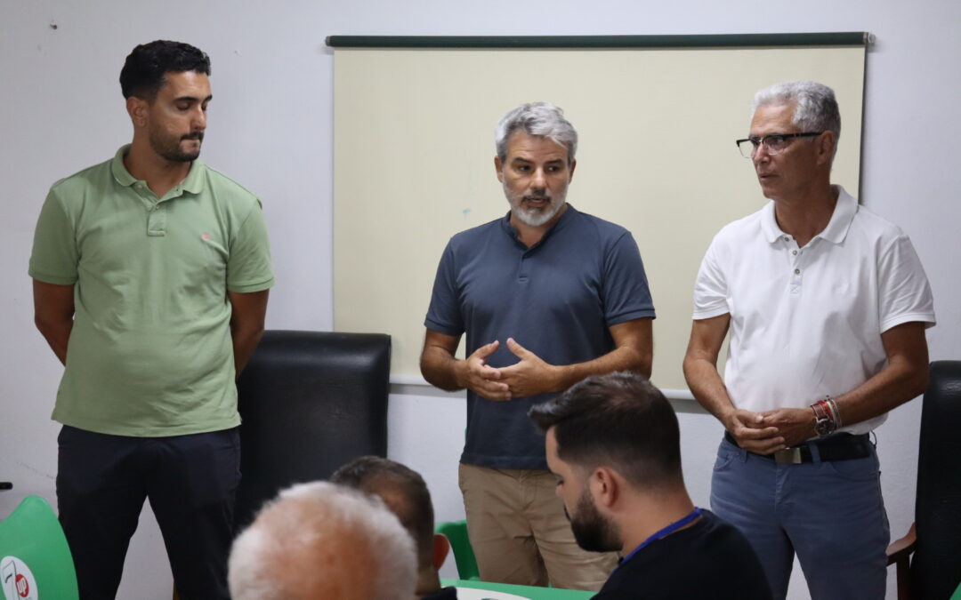 El Ayuntamiento impulsa la comunicación directa con asociaciones vecinales en materia de saneamiento