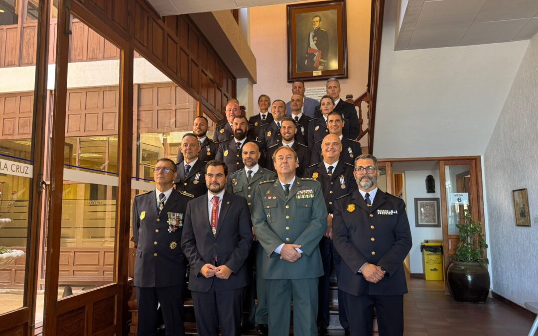 Puerto de la Cruz rinde homenaje a su Policía Local en la festividad de San Miguel Arcángel