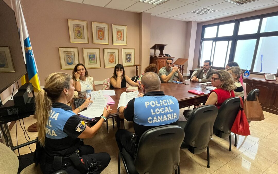 Puerto de la Cruz reduce el absentismo escolar gracias al trabajo coordinado del Ayuntamiento, la Policía Local y los centros educativos