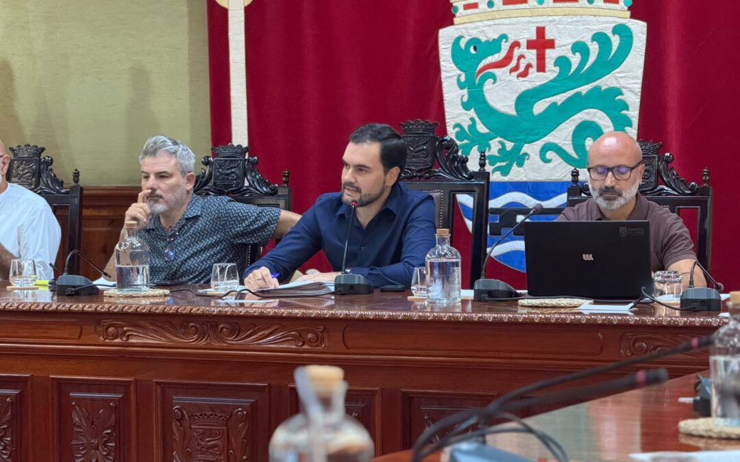 El Ayuntamiento de Puerto de la Cruz se personará como acusación particular en el proceso judicial contra el exalcalde Marco González